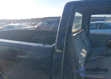 1990 Chevrolet Gmt-400 C1500 from USA, damaged, VIN 1GCDC14K2LE213078